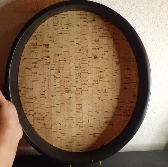 GORGEOUS Kraftware Leather Strapped 14"x16" Oval Tray. - Picture 2 of 5